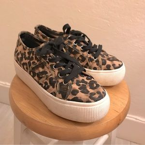 Steve Madden Sneakers